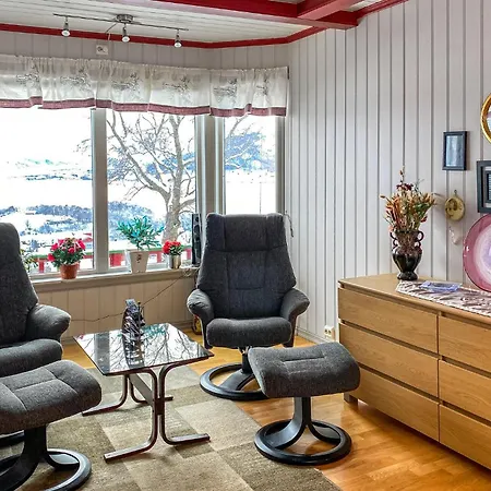 Holiday home 2 Bedroom Stunning In Avery