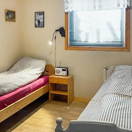 2 Bedroom Stunning In Avery Stein